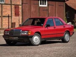 Rot Gebraucht 1987 Mercedes 190 Limousine | 15.900 €