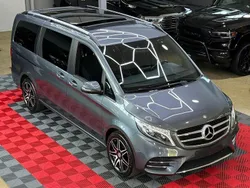 Grau Gebraucht 2017 Mercedes V250 AMG line Van / Kleinbus | 48.895 € (Fairer Preis)