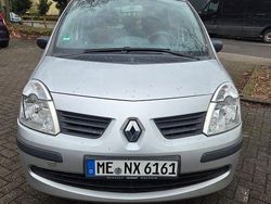 Silber Gebraucht 2006 Renault Modus Authentique Van / Kleinbus | 1.550 € (Fairer Preis)