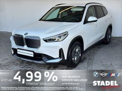 Weiß Gebraucht 2024 BMW iX1 Shadowline SUV | 40.444 € (Fairer Preis)