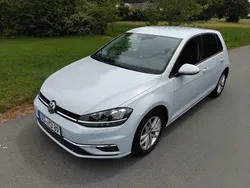Weiß Gebraucht 2017 VW Golf VII Comfortline Limousine | 16.900 € (Fairer Preis)