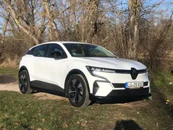 Weiß Gebraucht 2022 Renault Mégane Equilibre Limousine | 21.750 € (Superpreis)