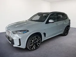 Brooklyn grau brooklyn grau Gebraucht 2025 BMW X5 M Sport SUV | 95.588 € (Etwas zu teuer)
