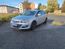 Andere farben Gebraucht 2014 Opel Astra Kombi | 6.000 € (Fairer Preis)