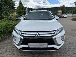 Perlmuttweiss (p) Gebraucht 2018 Mitsubishi Eclipse Cross Edition SUV | 16.990 € (Fairer Preis)