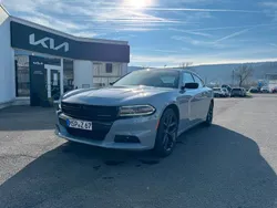 Grau Gebraucht 2021 Dodge Charger SXT Limousine | 25.599 €