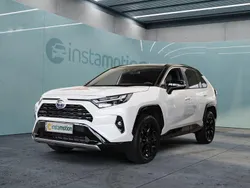 Weiß Gebraucht 2023 Toyota RAV4 Hybrid SUV | 39.599 € (Fairer Preis)