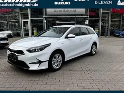 Weiß Neu 2025 Kia Ceed Sportswagon Vision Kombi | 24.990 € (Fairer Preis)
