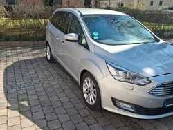 Silber Gebraucht 2018 Ford Grand C-Max Titanium Van / Kleinbus | 14.490 € (Fairer Preis)