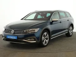 Aquamarinblau metallic Gebraucht 2023 VW Passat Alltrack Kombi | 34.880 € (Fairer Preis)