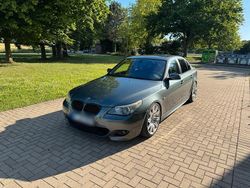 Grau Gebraucht 2005 BMW 535 Limousine | 14.699 €