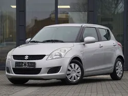 Weiß Gebraucht 2013 Suzuki Swift Comfort Kleinwagen | 3.980 € (Etwas zu teuer)