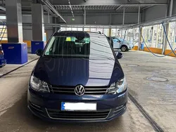 Blau Gebraucht 2011 VW Sharan Highline Van / Kleinbus | 15.450 € (Teuer)