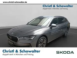 Grau Gebraucht 2025 Skoda Superb Selection Kombi | 46.504 €