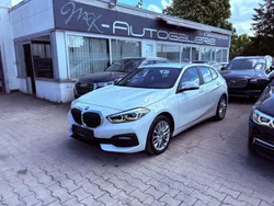 Weiß Gebraucht 2021 BMW 118 Advantage Kleinwagen | 16.990 € (Guter Preis)