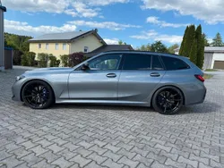 Grau Gebraucht 2024 BMW 330 M Sport Kombi | 61.999 € (Teuer)