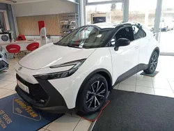 Schneeweiß / schwarz Neu 2025 Toyota C-HR Team SUV | 39.990 € (Fairer Preis)