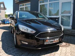 Schwarz Gebraucht 2017 Ford Focus Business Edition Limousine | 9.790 € (Fairer Preis)