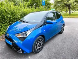 Blau Gebraucht 2019 Toyota Aygo X-clusiv Kleinwagen | 10.299 € (Fairer Preis)