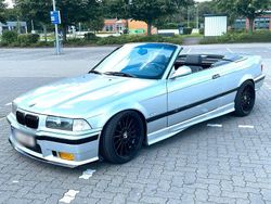 Silber Gebraucht 1998 BMW 328 Cabriolet Sport Line Cabrio | 15.499 €