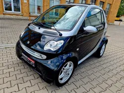 Schwarz Gebraucht 2004 Smart ForTwo Coupé Kleinwagen | 3.490 €