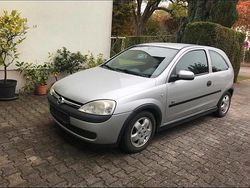 Silber Gebraucht 2005 Opel Corsa Kleinwagen | 300 €