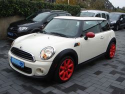 Weiß Gebraucht 2012 Mini ONE Kleinwagen | 5.980 € (Fairer Preis)