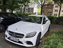 Gebraucht 2019 Mercedes C200 AMG line Limousine | 25.000 €