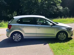 Silber Gebraucht 2016 VW Polo Kleinwagen | 10.500 € (Guter Preis)