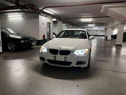 Weiß Gebraucht 2012 BMW 320 Coupé | 8.750 € (Superpreis)