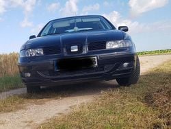 Schwarz Gebraucht 2003 Seat Leon Kleinwagen | 1.899 € (Fairer Preis)