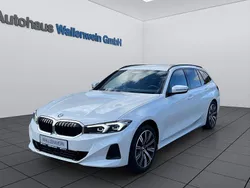 Weiß Gebraucht 2024 BMW 318 Kombi | 34.900 € (Fairer Preis)