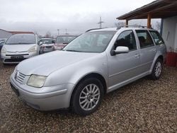 Grau Gebraucht 2003 VW Bora Trendline Kombi | 1.200 € (Guter Preis)