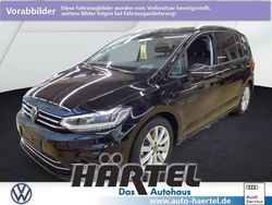 Grenadillschwarz (black), metallic Gebraucht 2025 VW Touran Comfortline Van / Kleinbus | 34.900 € (Etwas zu teuer)