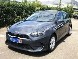 Pentametal metallic Gebraucht 2024 Kia Ceed Vision Limousine | 21.680 € (Superpreis)