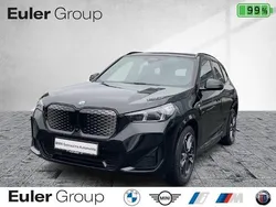 Schwarz Gebraucht 2024 BMW iX1 Performance SUV | 44.980 € (Teuer)