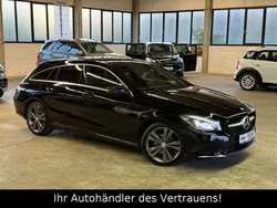 Schwarz Gebraucht 2016 Mercedes CLA180 Limousine | 16.699 € (Fairer Preis)