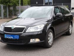 Schwarz Gebraucht 2011 Skoda Octavia Ambition Kombi | 4.990 € (Etwas zu teuer)