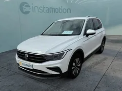 Weiß Gebraucht 2024 VW Tiguan Move SUV | 34.090 € (Guter Preis)