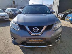 Grau Gebraucht 2017 Nissan X-Trail Tekna SUV | 14.800 € (Fairer Preis)