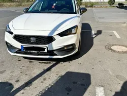 Weiß Gebraucht 2021 Seat Leon FR Limousine | 18.000 € (Superpreis)