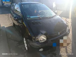 Schwarz Gebraucht 2002 Renault Twingo Kleinwagen | 950 €