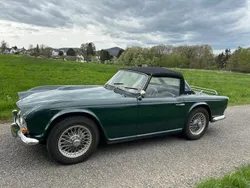 Grün Gebraucht 1963 Triumph TR4 Cabrio | 29.000 €