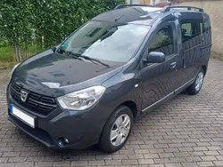 Schwarz Gebraucht 2017 Dacia Dokker Lauréate Van | 12.500 € (Fairer Preis)