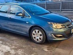 Blau Gebraucht 2014 Opel Astra Edition Kombi | 4.200 € (Guter Preis)