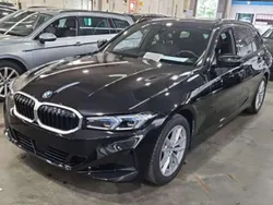 Schwarz Gebraucht 2022 BMW 318 Shadowline Kombi | 24.799 € (Guter Preis)