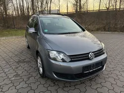 Grau Gebraucht 2009 VW Golf Plus Cross Comfortline Van / Kleinbus | 2.700 € (Superpreis)