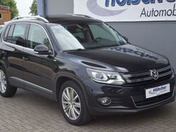 Deep black perleffekt Gebraucht 2014 VW Tiguan Sportline SUV | 15.999 € (Fairer Preis)