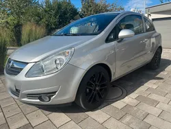 Silber Gebraucht 2007 Opel Corsa Kleinwagen | 2.100 € (Guter Preis)