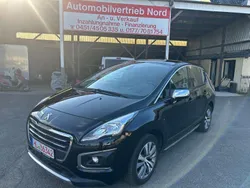 Schwarz Gebraucht 2015 Peugeot 3008 Allure Van / Kleinbus | 5.799 € (Guter Preis)